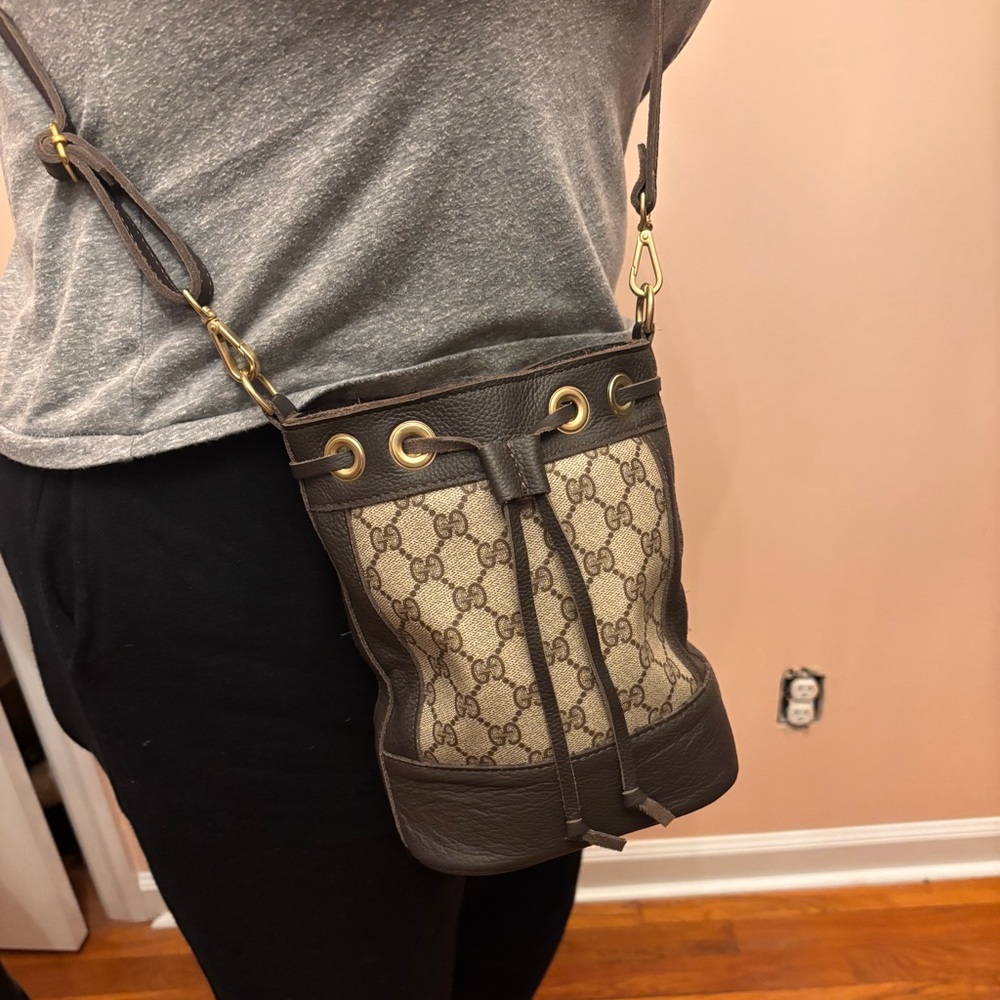 Vintage Boho Brown and beige shoulder/crossbody small bucket bag - Picture 5 of 6